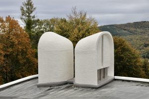 Toit de la chapelle Notre-Dame du Haut Le Corbusier