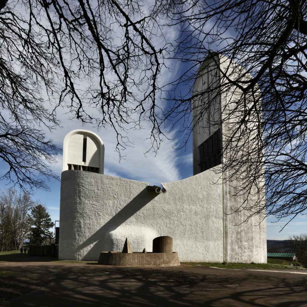 Façade nord de la chapelle restaurée